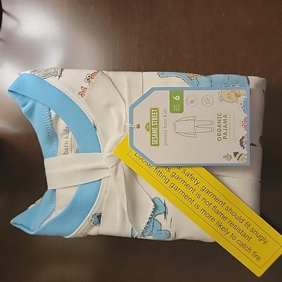 Pottery Barn Kids NWT Sesame Street Organic Pajamas Size 6 - Picture 1 of 5